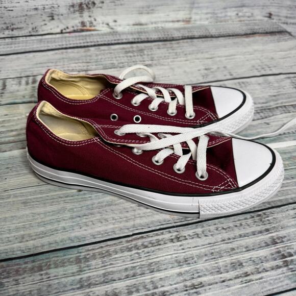 Converse Chuck Taylor All Star Low Top Sneakers Maroon Burgundy Canvas Women’s 6 - Picture 2 of 6